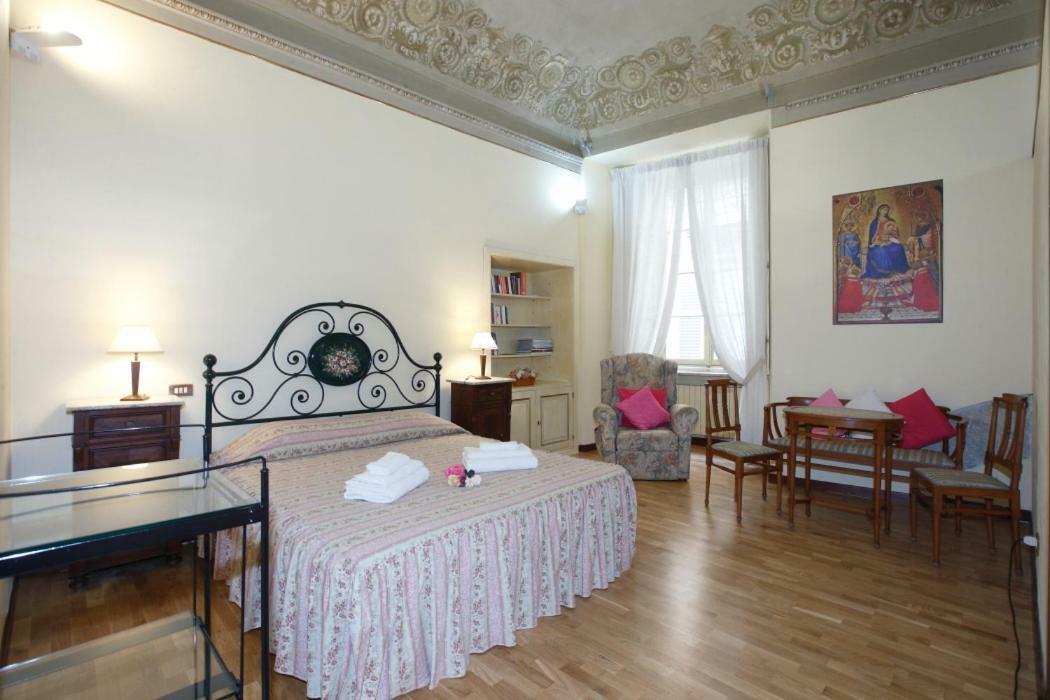 Residenza D'epoca Montanini Acomodação com café da manhã  3*