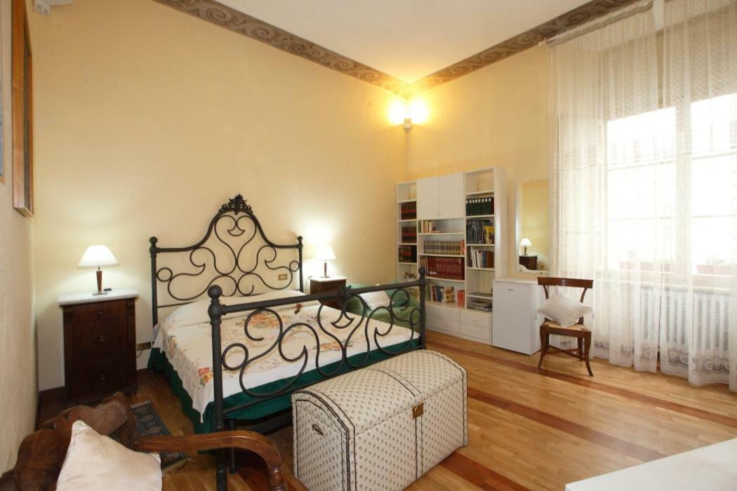 Acomodação com café da manhã  Residenza D'epoca Montanini 3*